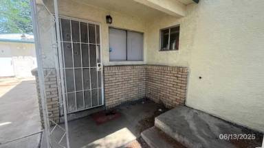 Main picture of 310 La Veta Dr NE