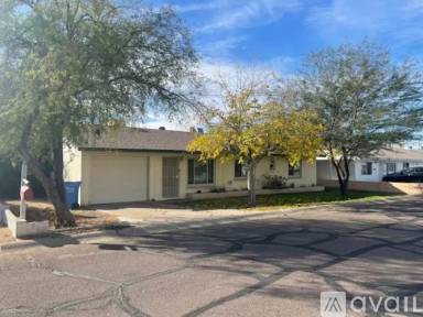 Main picture of 313 E El Camino Dr