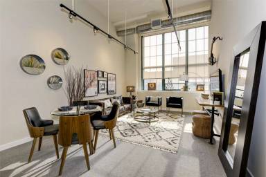 Main picture of The Victor