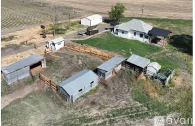 Main picture of 81450 N Golda Rd