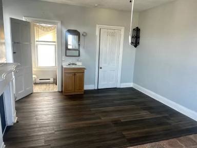 Main picture of 16 Laurel Hill Avenue - 5