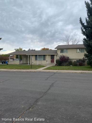 Main picture of 278 W 1645 N