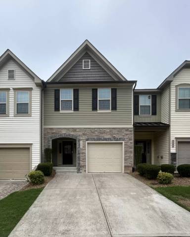 Main picture of 1306 Garden Stone Dr