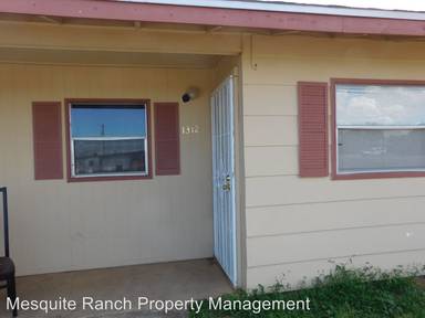 Main picture of 1301 E High St