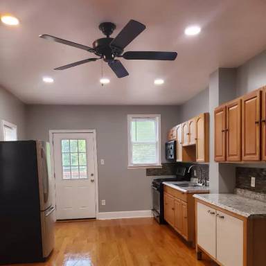 Main picture of 5531 Pulaski Ave