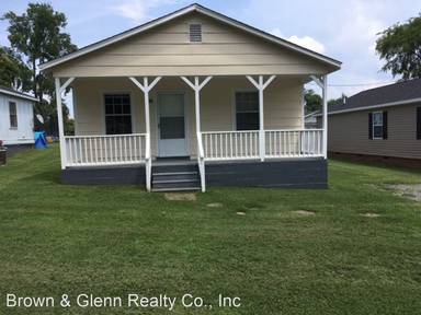 Main picture of 9401-28 Yandle Ln