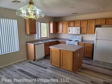 Main picture of 16158 W Young St
