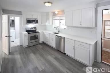 Main picture of 33 Chauncy St