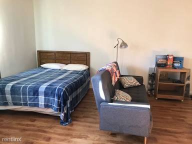 Main picture of 4747 S Centinela Ave