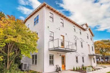 Main picture of N52W6298 Mill St