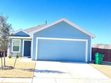 Main picture of 7337 Woodpecker Dr