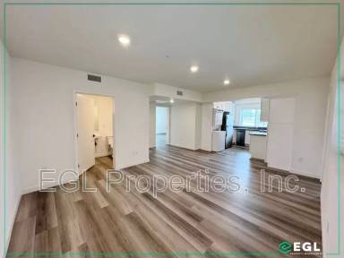 Main picture of 10505 Hawthorne Blvd