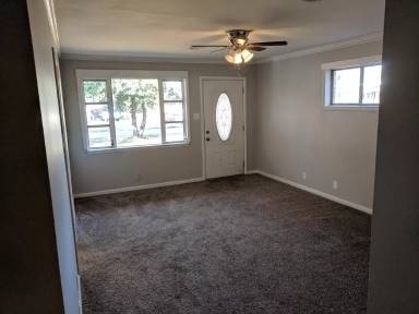 Main picture of 1601 S Grant St