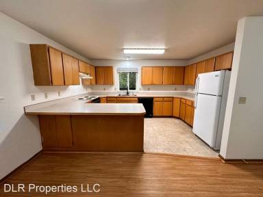 Main picture of 1877 W Fairway Dr