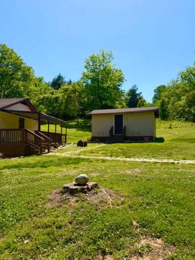 Main picture of 820 Emma Rd