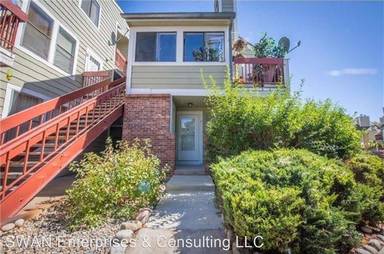 Main picture of 919 S Dawson Way