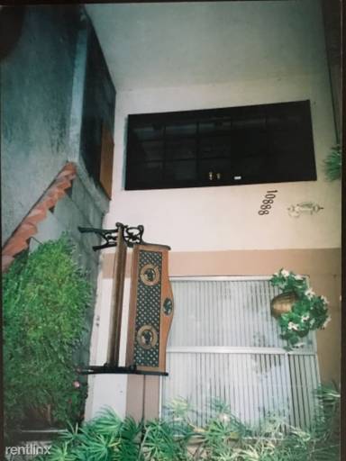 Main picture of 10888 Macouba Pl