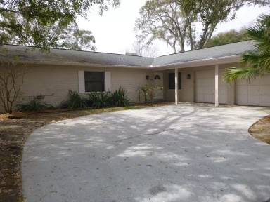 Main picture of 604 Valley Hill Dr