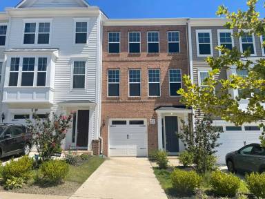 Main picture of 419 Foxglove Way