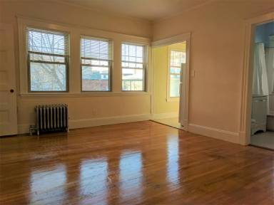 Main picture of 618-620 Main St. - 08