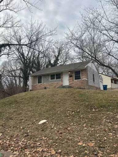 Main picture of 115 Spring Garden Dr