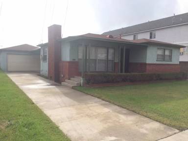 Main picture of 9668 Harvard St