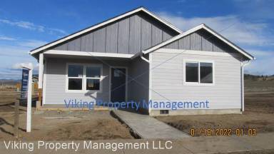 Main picture of 910 NE Discovery Loop