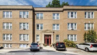 Main picture of 143 Babcock St