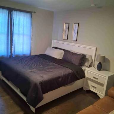 Main picture of 132 Tiffany St