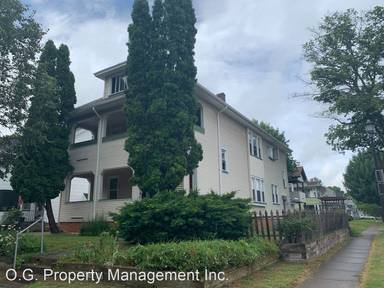 Main picture of 204 Ellicott St