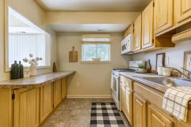 Main picture of Hunter Hill Apartments