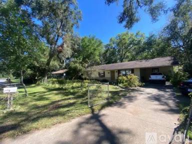 Main picture of 25323 SW 7th Ave