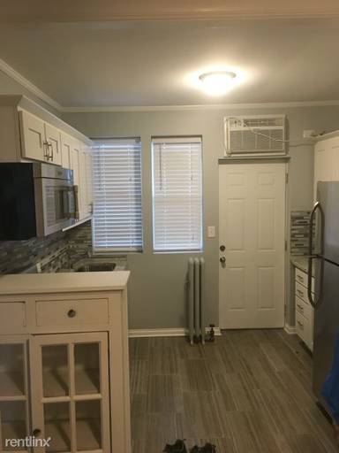 Main picture of 2637 N Kostner Ave