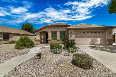 Main picture of 1930 E Redwood Dr