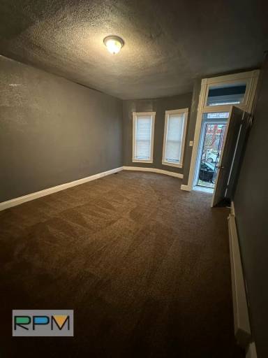Main picture of 2130 W Baltimore St