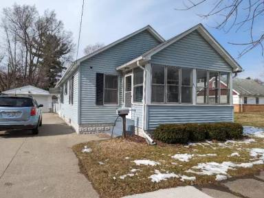 Main picture of 611 Superior St
