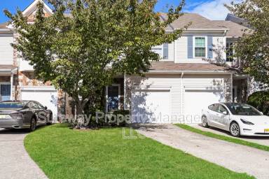 Main picture of 162 Chancellor Dr