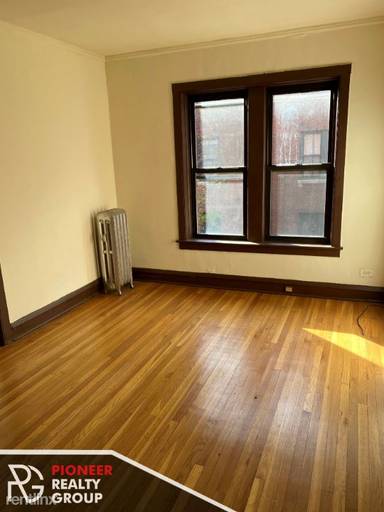 Main picture of 3304 N Spaulding Ave