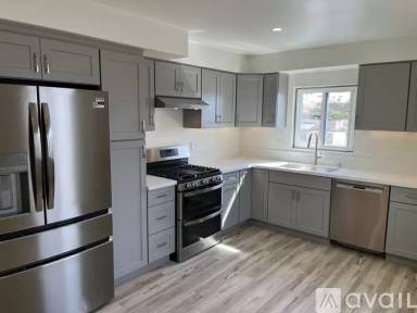 Main picture of 1521 W Glenoaks Blvd