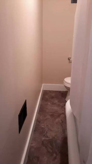 Main picture of 384 E 9th Ave