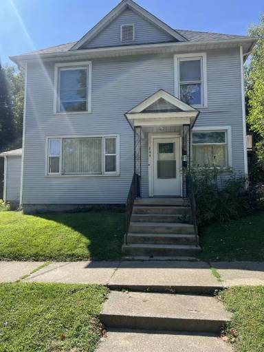 Main picture of 705 Napoleon St