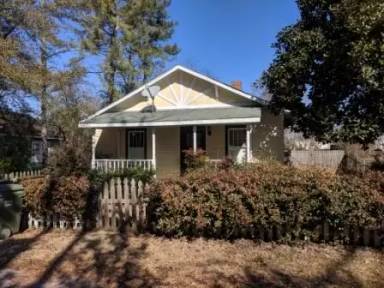 Main picture of 1128 Carpenter Ln