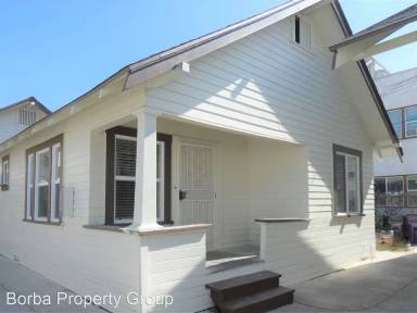 Main picture of 633 E 7th St
