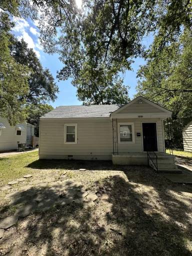 Main picture of 3451 Hendricks Ave