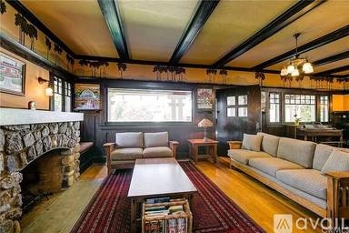 Main picture of 6318 Washington Ave