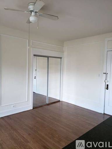 Main picture of 2712 N Milwaukee Ave