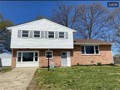 Main picture of 914 Yorkshire Rd