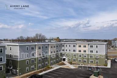 Main picture of 5 Avery Ln