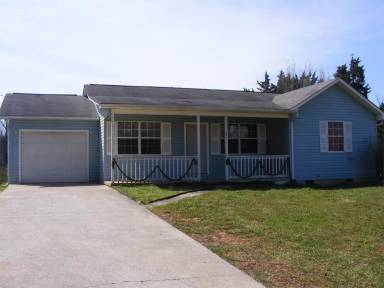 Main picture of 225 Sunset Dr