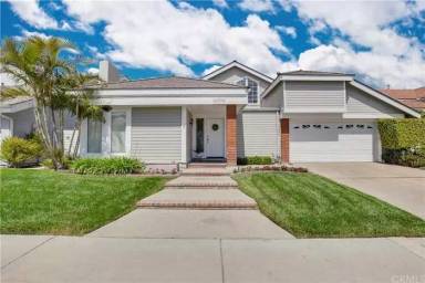 Main picture of 16251 Walrus Ln
